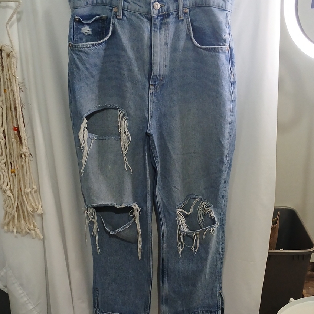 We The Free Light Blue Distressed Relaxed Women’s Jeans